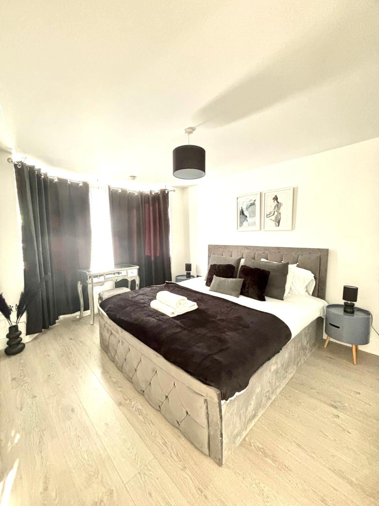 Апартаменти Cosy Modern Flat With Garden Бірмінгем Екстер'єр фото